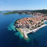 By The Sea - 6016 아파트 코츌라