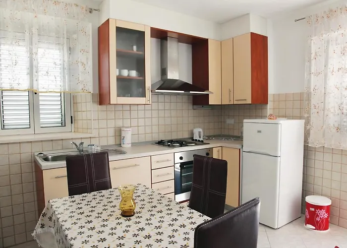 By The Sea - 6016 アパート *