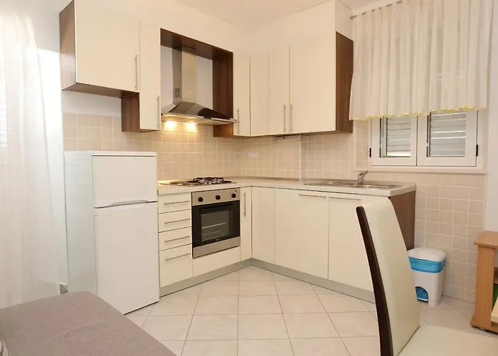 アパート By The Sea - 6016 *