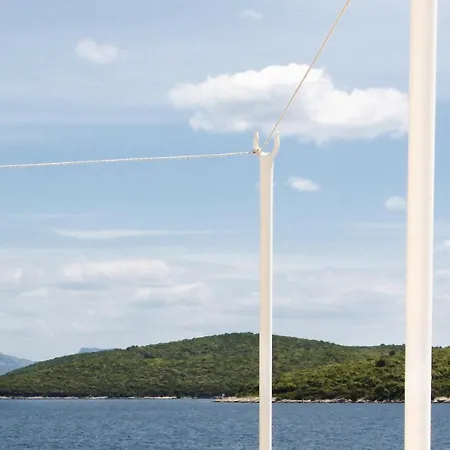 Apartman By The Sea - 6016 *